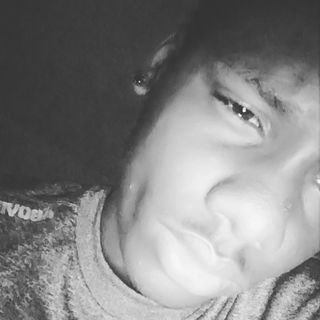 Profile Picture of Rashad Ellis (@Straight_savgae) on Twitter