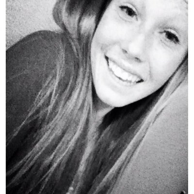 Profile Picture of Mackenzie Reynolds (@mackk_reyy_) on Twitter