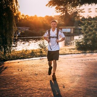 Profile Picture of Laurence Benson (@LaurenceBenso14) on Twitter