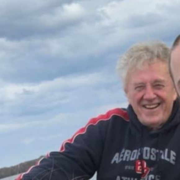 Profile Picture of David Ahartz (@davidahartz) on Poshmark