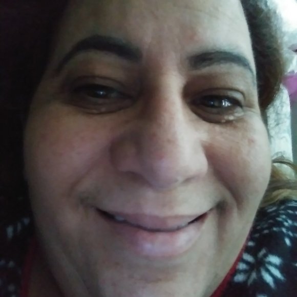 Profile Picture of Carmen a Bousono (@carmenbousono) on Poshmark