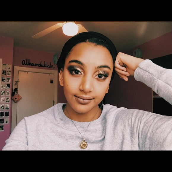 Profile Picture of Nafisa Hafidh (@nafisaaa) on Poshmark