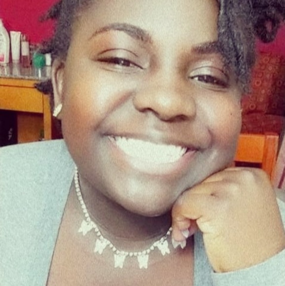 Profile Picture of Caretta Brockington (@carettab) on Poshmark