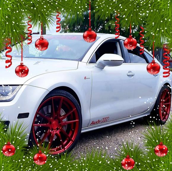 Profile Picture of Mark Moir (@markmoir) on Poshmark