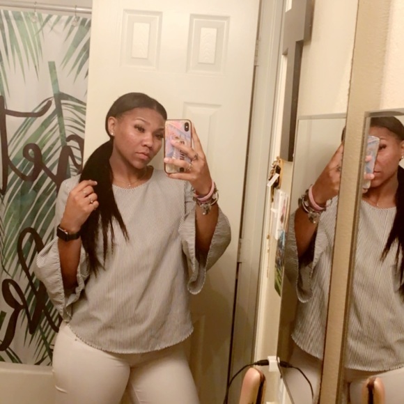 Profile Picture of Tiara Baldwin (@tbaldwin35) on Poshmark