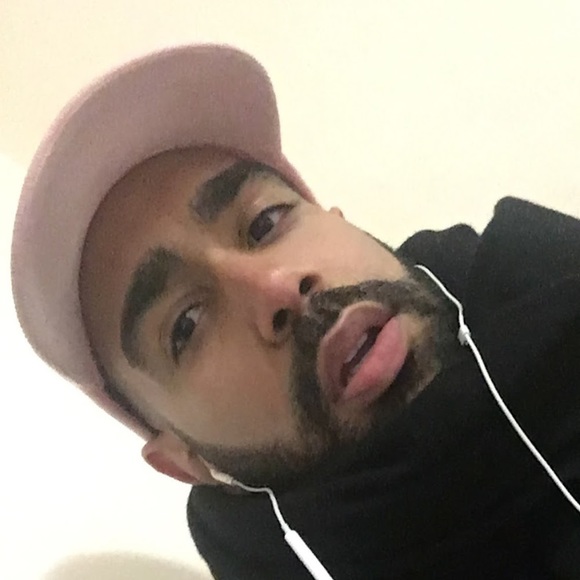 Gianni Garcia - Poshmark Profile Picture of Gianni Garcia (@ggarcia1703) on Poshmark