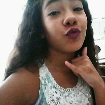 Profile Picture of Clara Araújo (@claraaraujo103) on Twitter