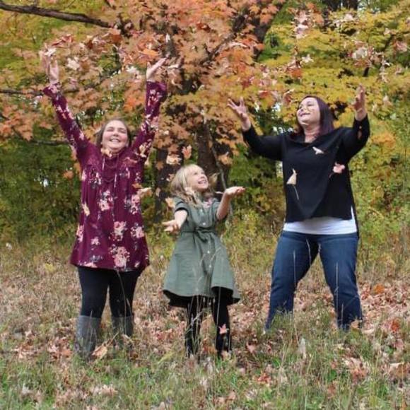 Profile Picture of Tara Rasmusson (@tarabear1389) on Poshmark