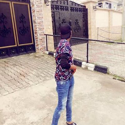 Profile Picture of Rose Sampson Ovet (@YellowRoseCA) on Twitter