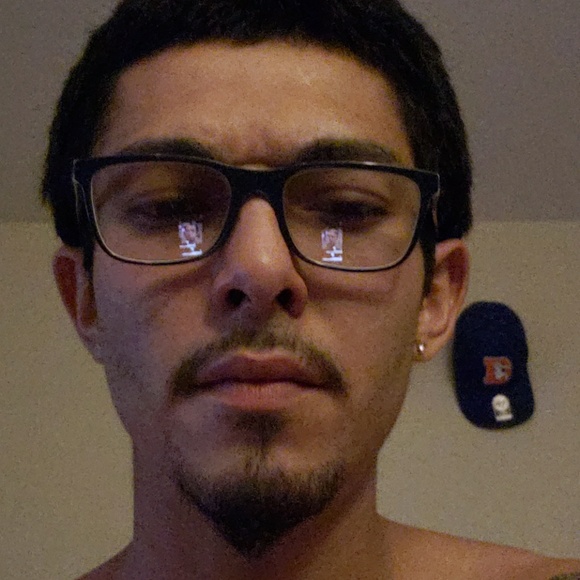 Profile Picture of Steven Ulibarri (@inky223) on Poshmark