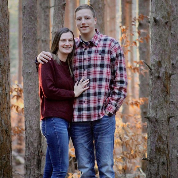 Profile Picture of Kaleb Deneff (@kalebdeneff) on Poshmark