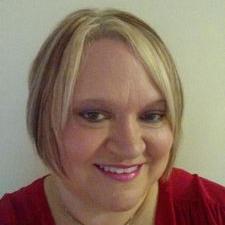 Profile Picture of Beth Holland (@BethHollandNOHS) on Twitter