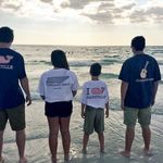 Profile Picture of Carlie Wagner (@livelovevineyardvines) on Instagram