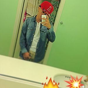 Profile Picture of Arin Carter (@arincarter) on Myspace