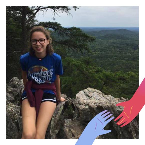 Profile Picture of Alexa Rennie (@alexa_rennie) on Poshmark