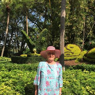 Louise Edenfield - Facebook Profile Picture of Louise Edenfield (@louise.edenfield.7) on Facebook