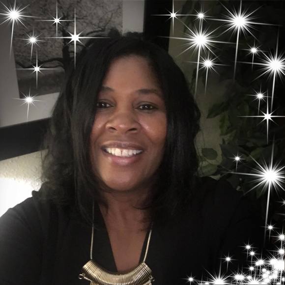 Profile Picture of Jean Chapman (@chapmanlenor) on Poshmark