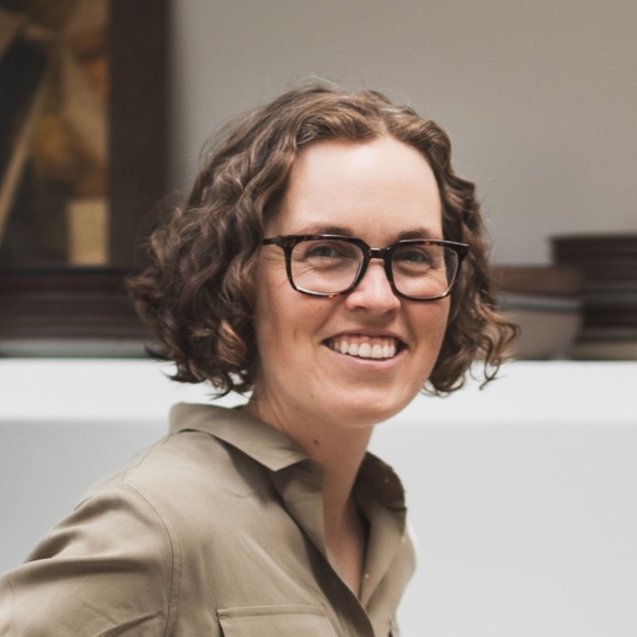 Profile Picture of Mickey Trescott (@mickeymoo2) on Poshmark