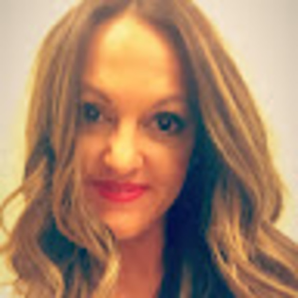 Profile Picture of Danielle Priest (@danielleprie973) on Poshmark