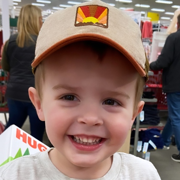 Profile Picture of Arlo Daunhauer (@arlod) on Poshmark