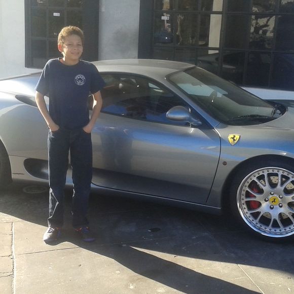 Profile Picture of Paul Uribe (@pauluribe) on Poshmark