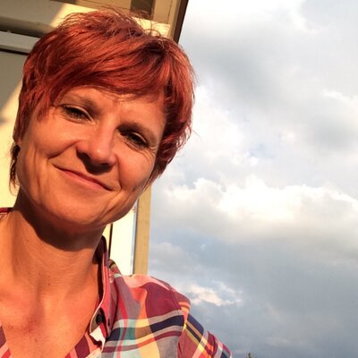 Profile Picture of Jeannette Schneider (@ch_jeannette) on Twitter