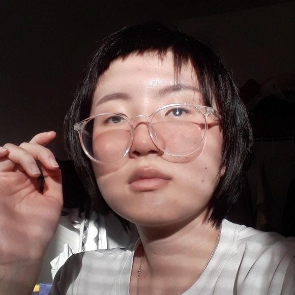 Profile Picture of Hyejin Jang (@sodatank) on Poshmark