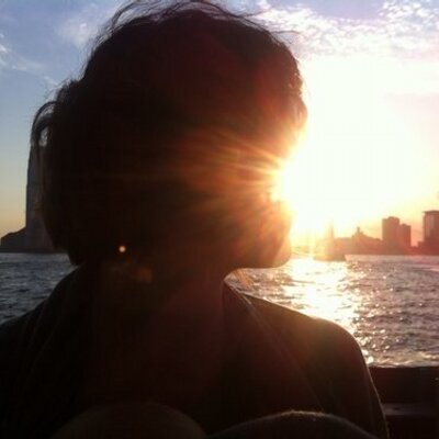 Profile Picture of Maggie Gyllenhaal (@mgyllenhaal) on Twitter
