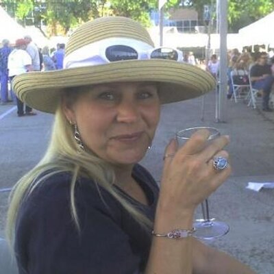 Profile Picture of Karen Gustafson (@karengus1108) on Twitter