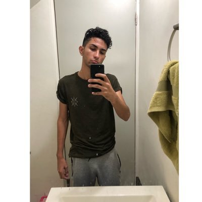 Profile Picture of Leonardo Rivas (@Leonard82744416) on Twitter
