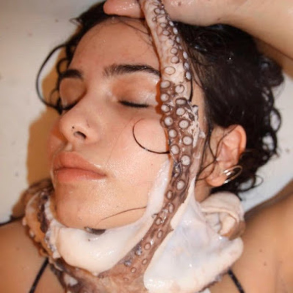 Profile Picture of Isabel Palma (@isabelpalma643) on Poshmark