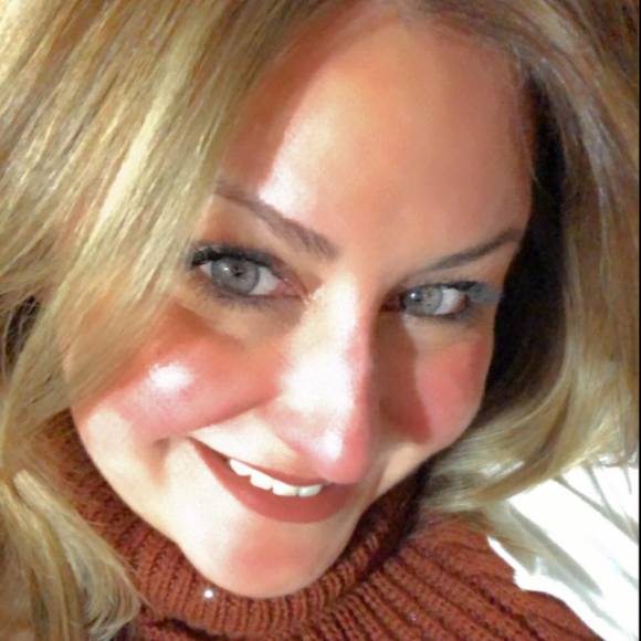 Profile Picture of Rana Ramahi (@ranaramahi79) on Poshmark