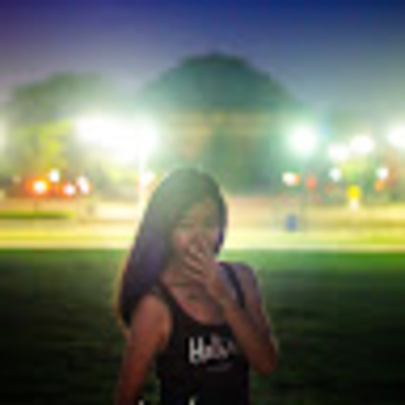 Profile Picture of Candice Wang (@candicewang800) on Poshmark