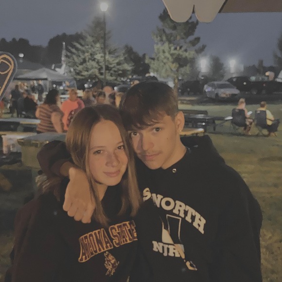 Hailey Killary - Poshmark Profile Picture of Hailey Killary (@haileykillary) on Poshmark