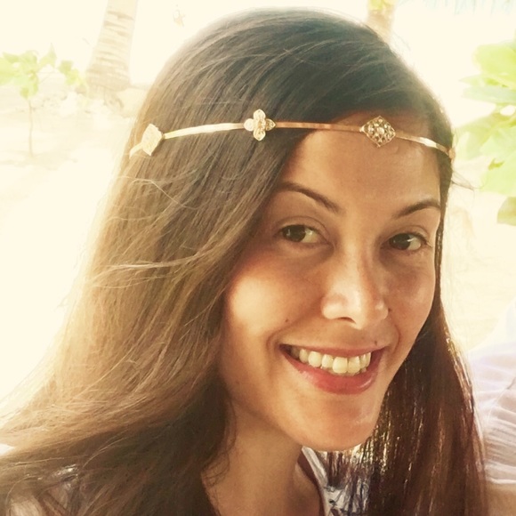 Profile Picture of Laureen Dasalla (@missdasalla) on Poshmark