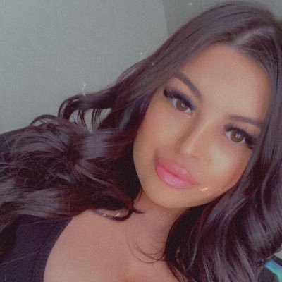 Profile Picture of Annabelle Paré (@AnnabellePare) on Twitter