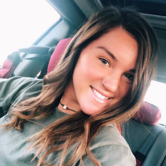 Profile Picture of Madi Wohlgamuth (@itss_madiii) on Poshmark