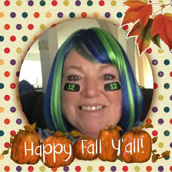 Profile Picture of Robin Yager (@robin_rls) on Poshmark