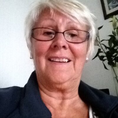 Profile Picture of Janet Foley (@Llikes1) on Twitter