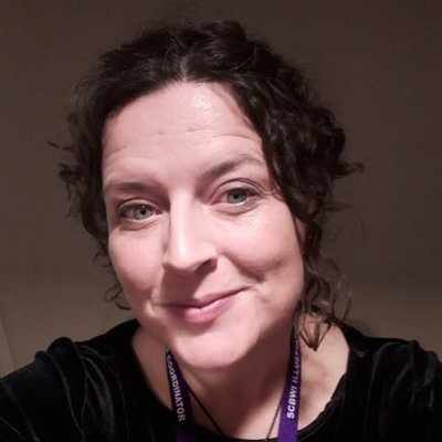 Profile Picture of Peggy Collins (@peggysbooks) on Twitter