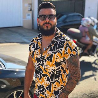 Leonardo Cervelin - Facebook Profile Picture of Leonardo Cervelin (@leonardo.cervelin.9) on Facebook