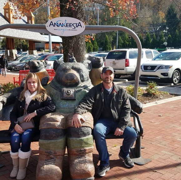 Summer Beaty - Poshmark Profile Picture of Summer Beaty (@shambleton17) on Poshmark