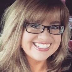 Profile Picture of Carey Howard (@Lady_Vuitton75) on Twitter