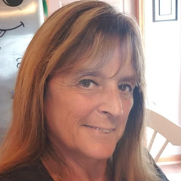 Profile Picture of Wendy Decrescenzo (@wjd1127) on Poshmark