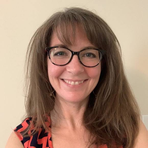 Profile Picture of Meredith Reelitz hawk (@mhawk77) on Poshmark