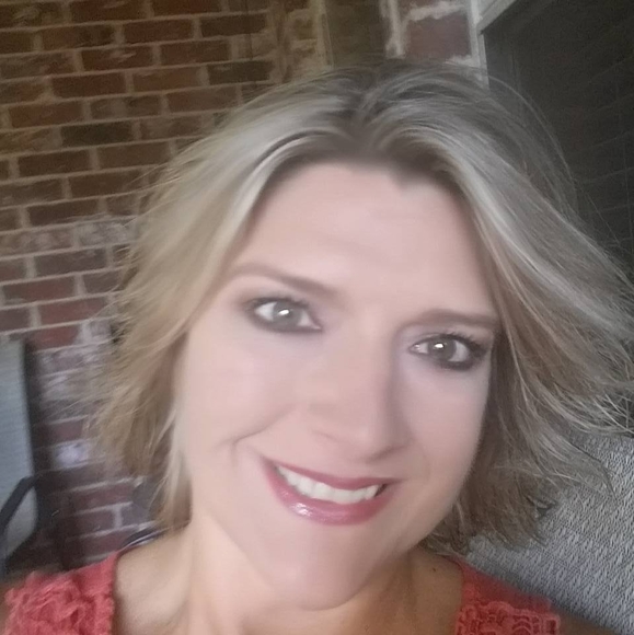 Profile Picture of Renee Mccord stovall (@jenniferrs50) on Poshmark