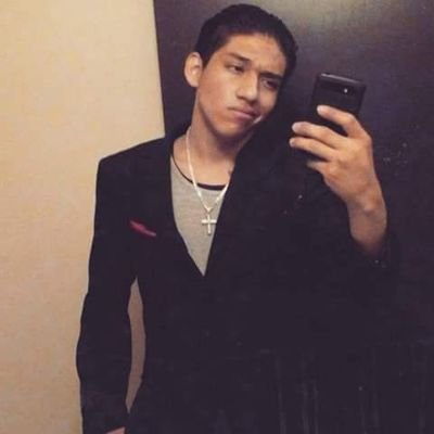 Profile Picture of Dan Brad Castañeda (@MDancastaneda) on Twitter