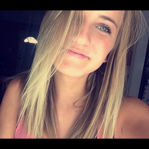 Profile Picture of Chasity Goodwin (@chasityg21) on Poshmark