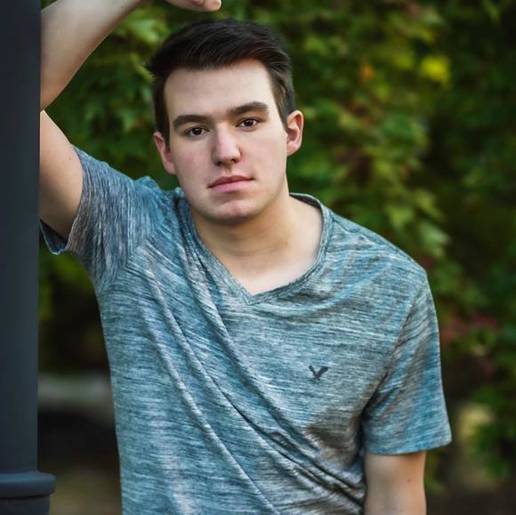 Profile Picture of Nathan Ledford (@krazy_nate) on Poshmark