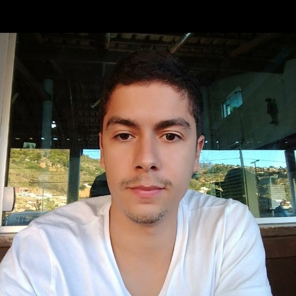 Profile Picture of Leonardo Pedroso (@leop116) on Poshmark